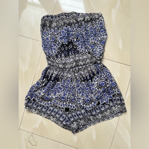 ANGIE Elephant Printed Strapless Romper Medium lightweight summer jumpsuit - Picture 6 of 16